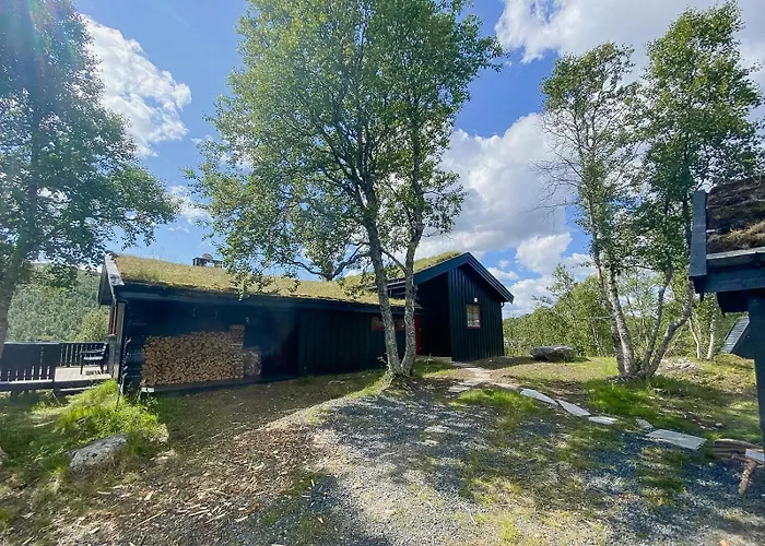 Cosy With Stunning Views In *