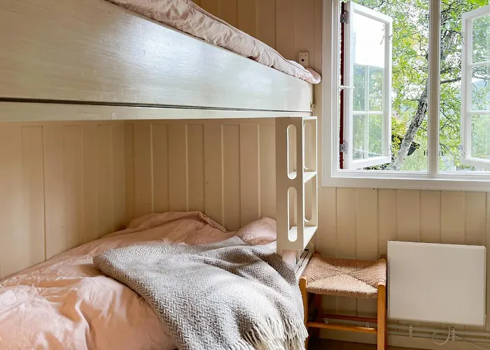 Cosy With Stunning Views In Feriehus