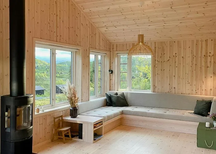 Cosy With Stunning Views In